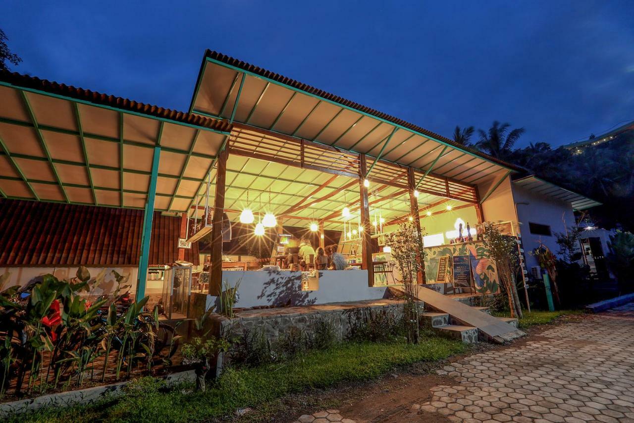 Makarma Resort Lombok Сенггиги Экстерьер фото